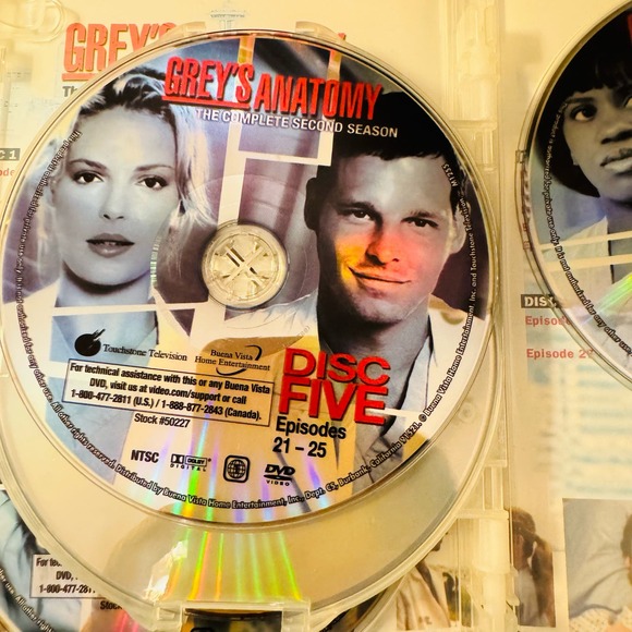 Grey's Anatomy The Complete Second Season Uncut Six Discs Episodes 1 -27 - Picture 8 of 9